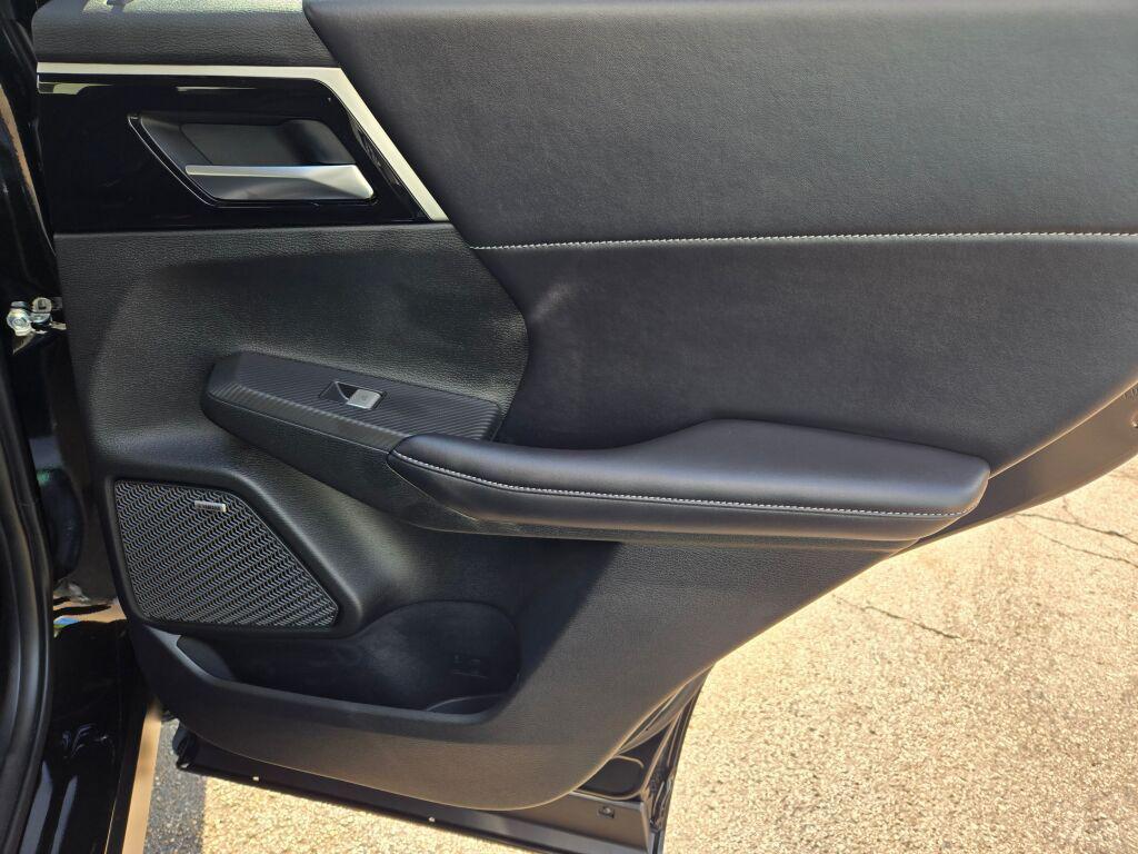 new 2025 Mitsubishi Outlander car, priced at $35,394