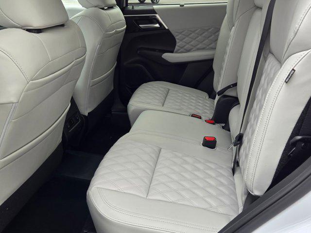 new 2025 Mitsubishi Outlander PHEV car, priced at $48,232