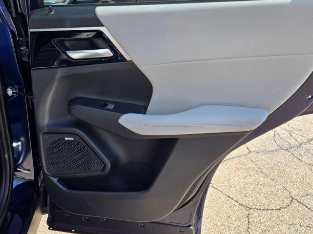 new 2025 Mitsubishi Outlander car, priced at $36,085