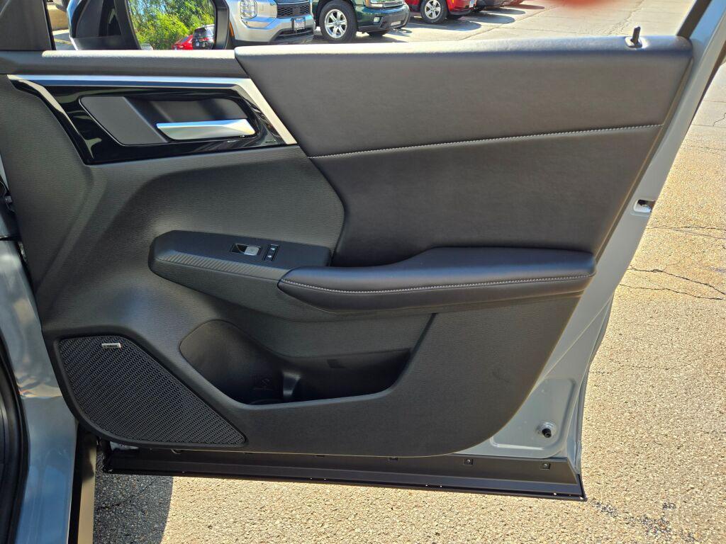 new 2025 Mitsubishi Outlander car, priced at $40,792