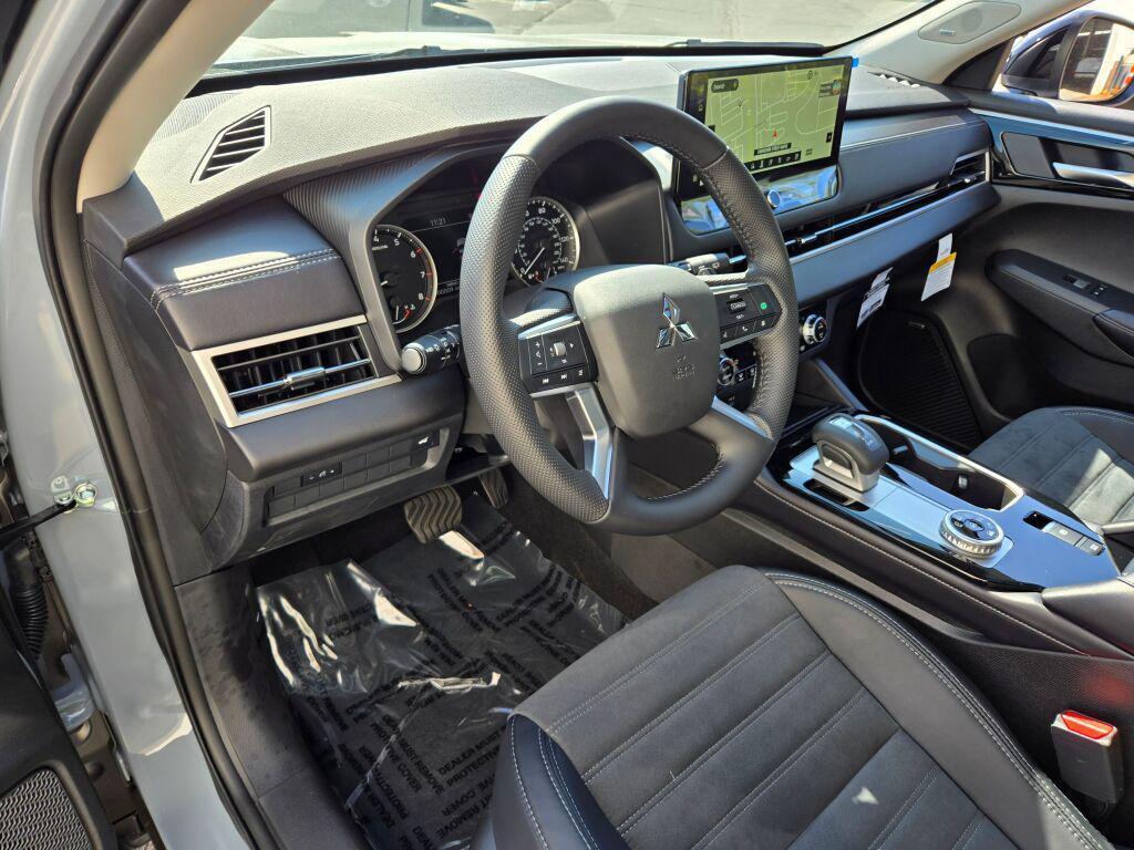 new 2025 Mitsubishi Outlander car, priced at $40,792