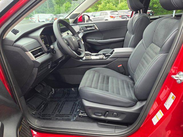 new 2025 Mitsubishi Outlander car, priced at $40,740