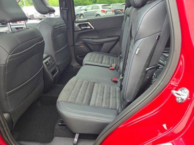 new 2025 Mitsubishi Outlander car, priced at $40,740