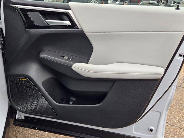 new 2025 Mitsubishi Outlander car, priced at $39,880