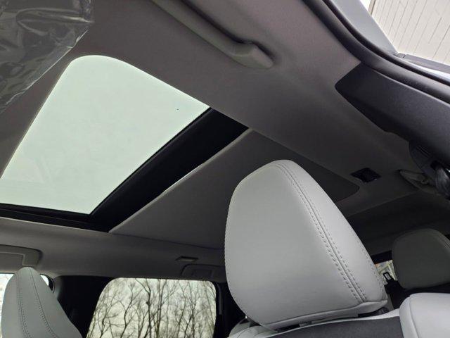 new 2025 Mitsubishi Outlander car, priced at $39,880