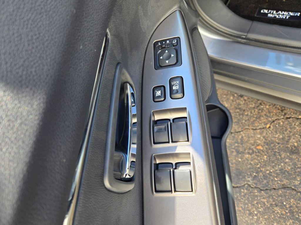 new 2025 Mitsubishi Outlander Sport car, priced at $30,046