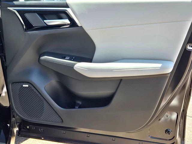 new 2025 Mitsubishi Outlander car, priced at $35,855