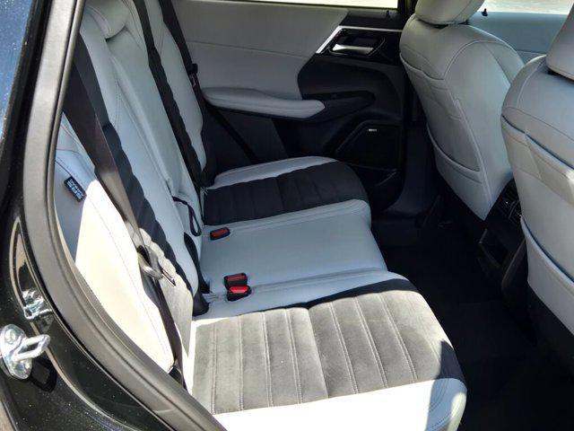 new 2025 Mitsubishi Outlander car, priced at $35,213