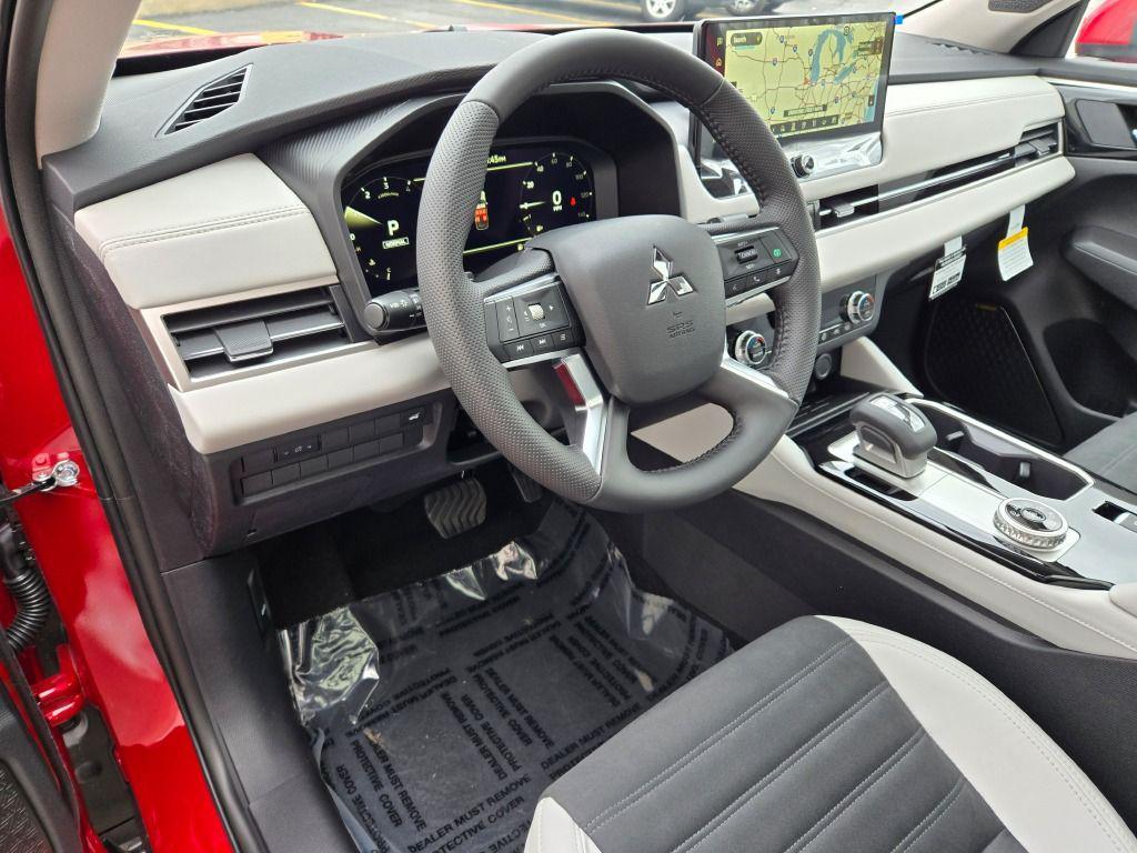 new 2025 Mitsubishi Outlander car, priced at $36,684