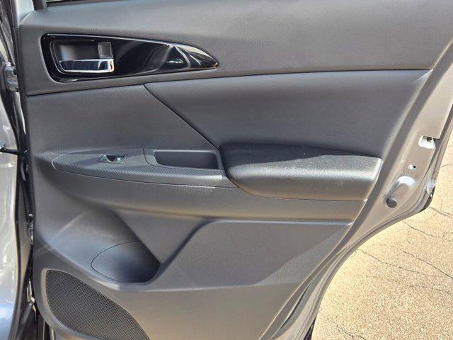 new 2025 Mitsubishi Eclipse Cross car, priced at $31,873
