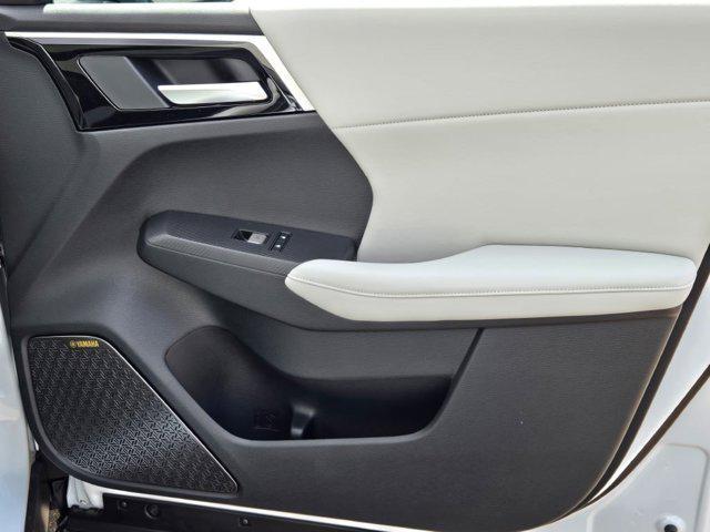 new 2025 Mitsubishi Outlander car, priced at $40,445
