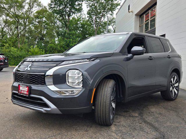 new 2025 Mitsubishi Outlander car, priced at $37,050