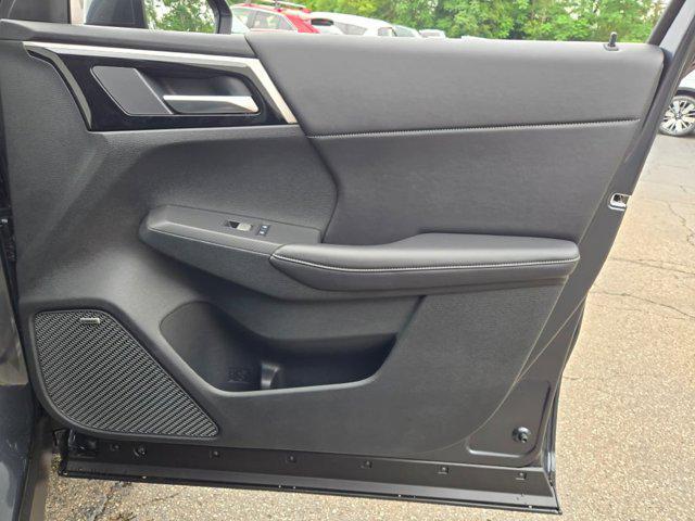 new 2025 Mitsubishi Outlander car, priced at $37,050