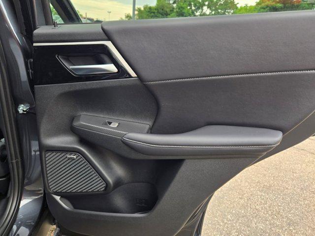 new 2025 Mitsubishi Outlander car, priced at $37,050