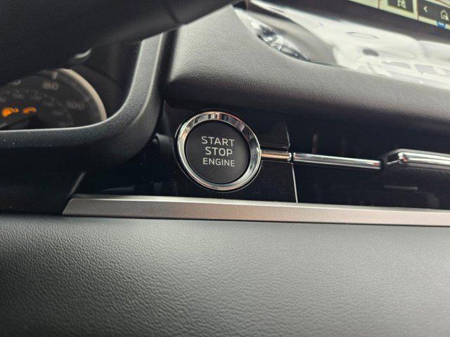 new 2025 Mitsubishi Outlander car, priced at $37,050