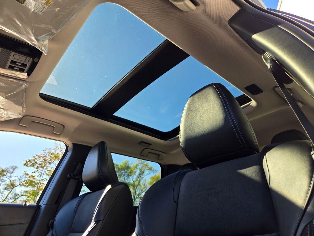 new 2025 Mitsubishi Outlander car, priced at $37,275