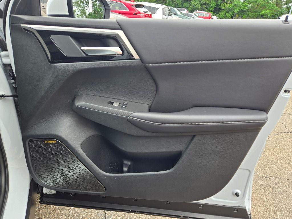 new 2025 Mitsubishi Outlander car, priced at $38,031