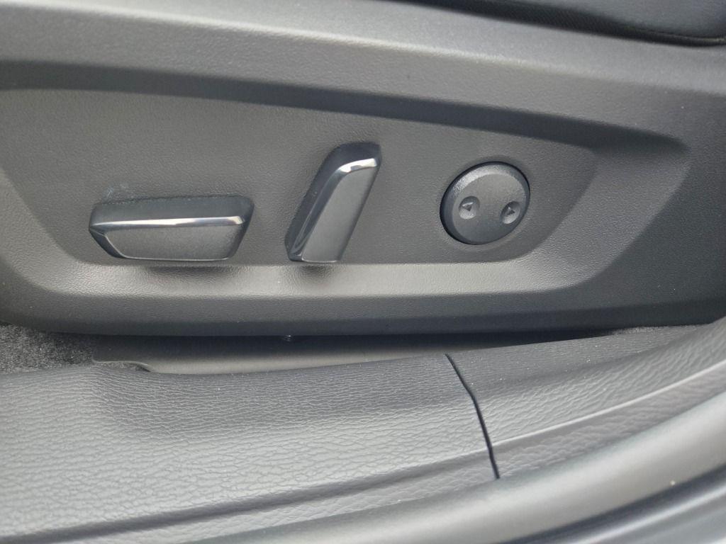 new 2025 Mitsubishi Outlander car, priced at $38,031