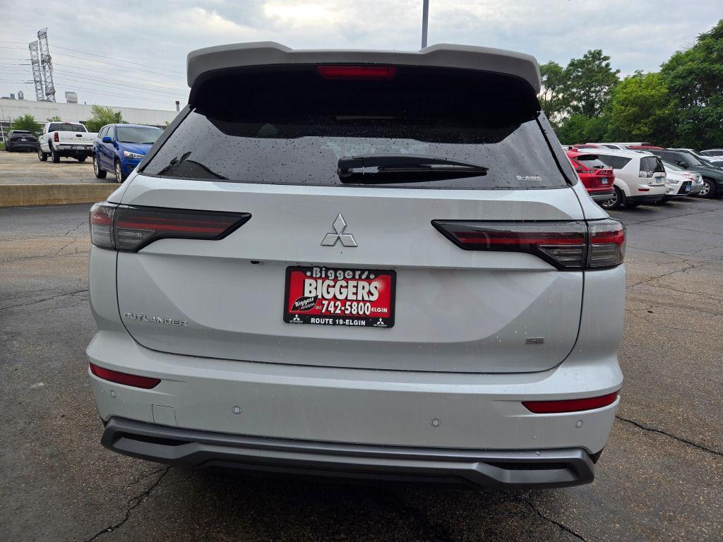 new 2025 Mitsubishi Outlander car, priced at $38,031