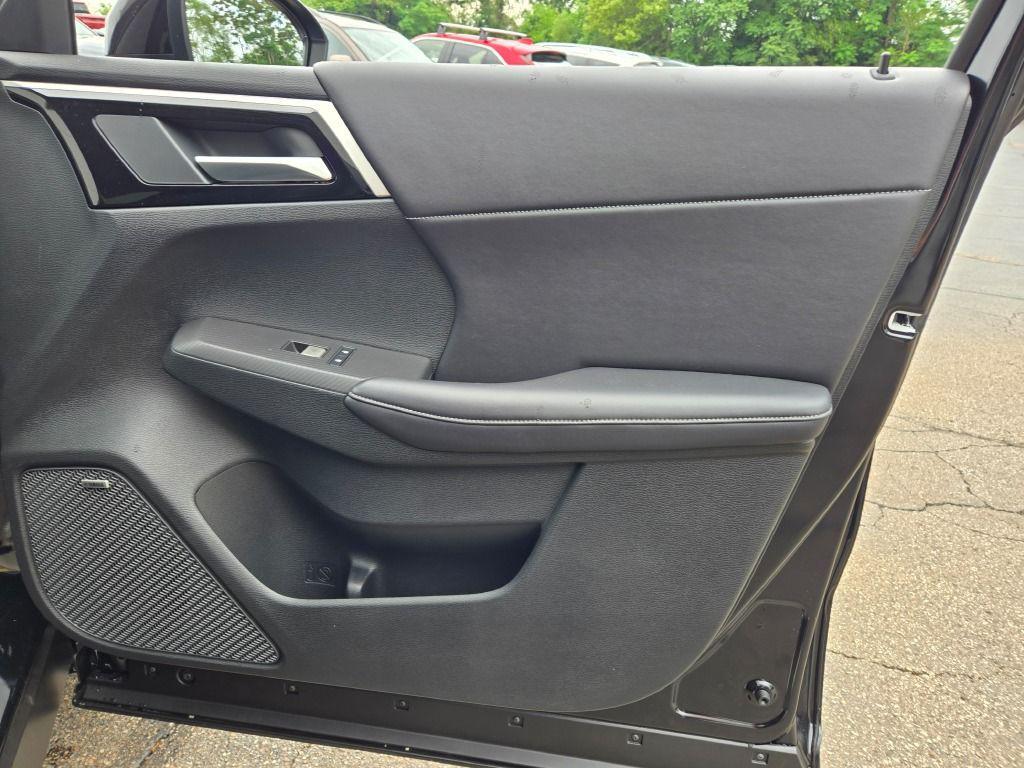 new 2025 Mitsubishi Outlander car, priced at $34,860