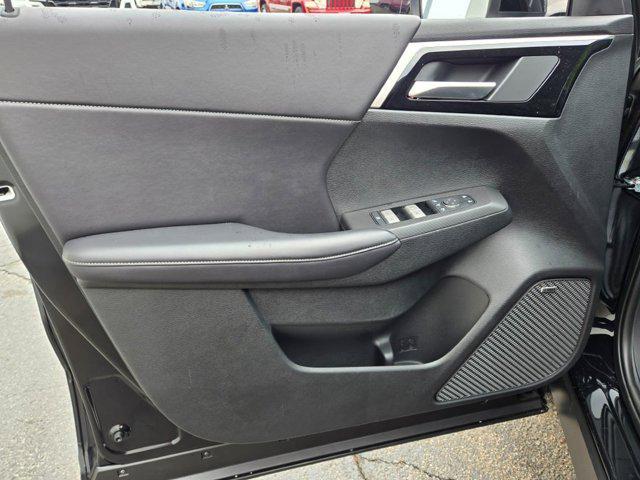 new 2025 Mitsubishi Outlander car, priced at $37,050
