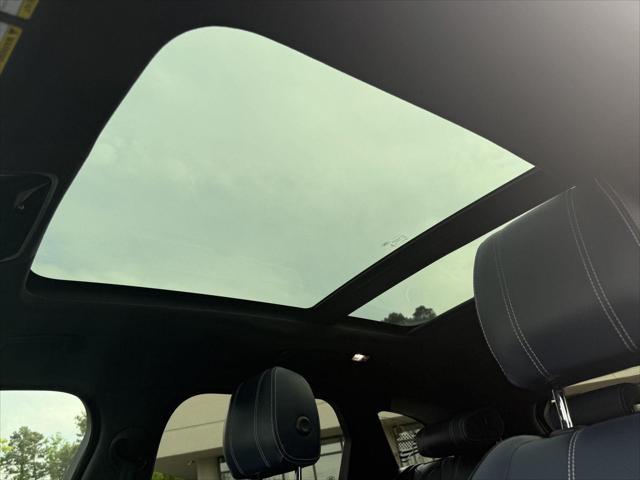 used 2020 Land Rover Range Rover Velar car, priced at $28,899