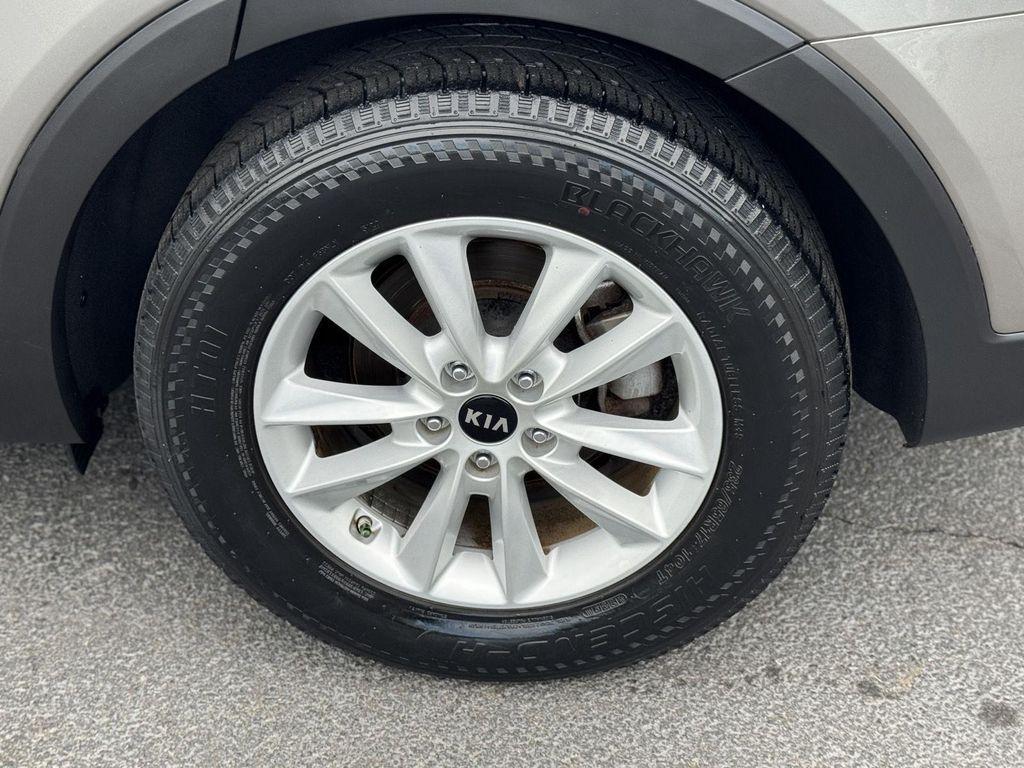 used 2019 Kia Sorento car, priced at $16,898