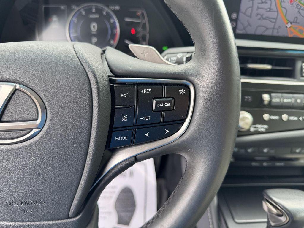 used 2022 Lexus ES 350 car, priced at $37,988