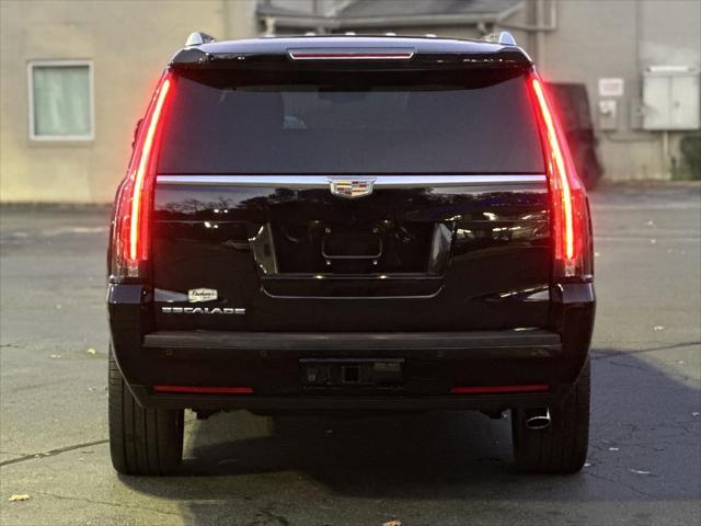 used 2016 Cadillac Escalade ESV car, priced at $29,998