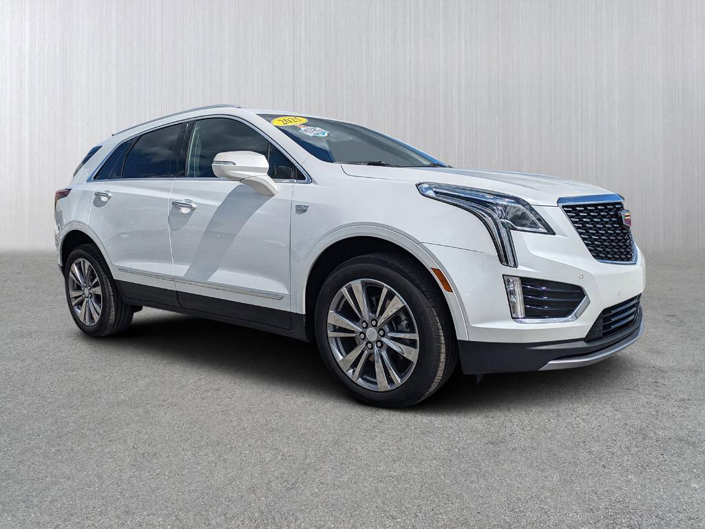 used 2025 Cadillac XT5 car, priced at $45,976