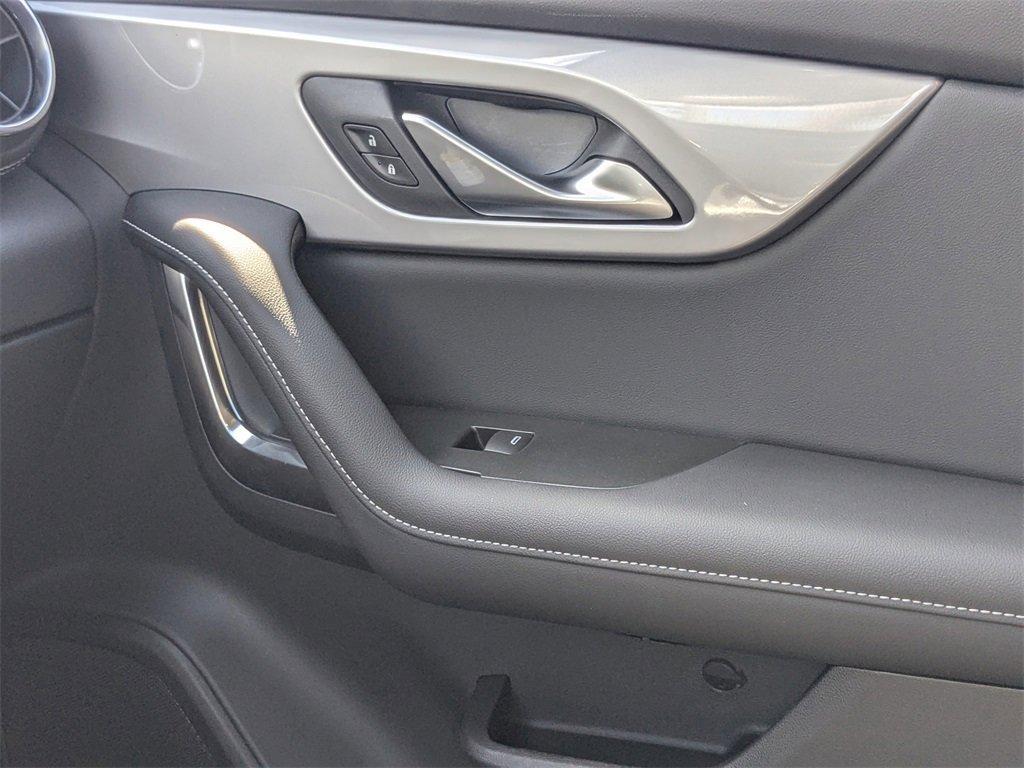 new 2025 Chevrolet Blazer car, priced at $36,230
