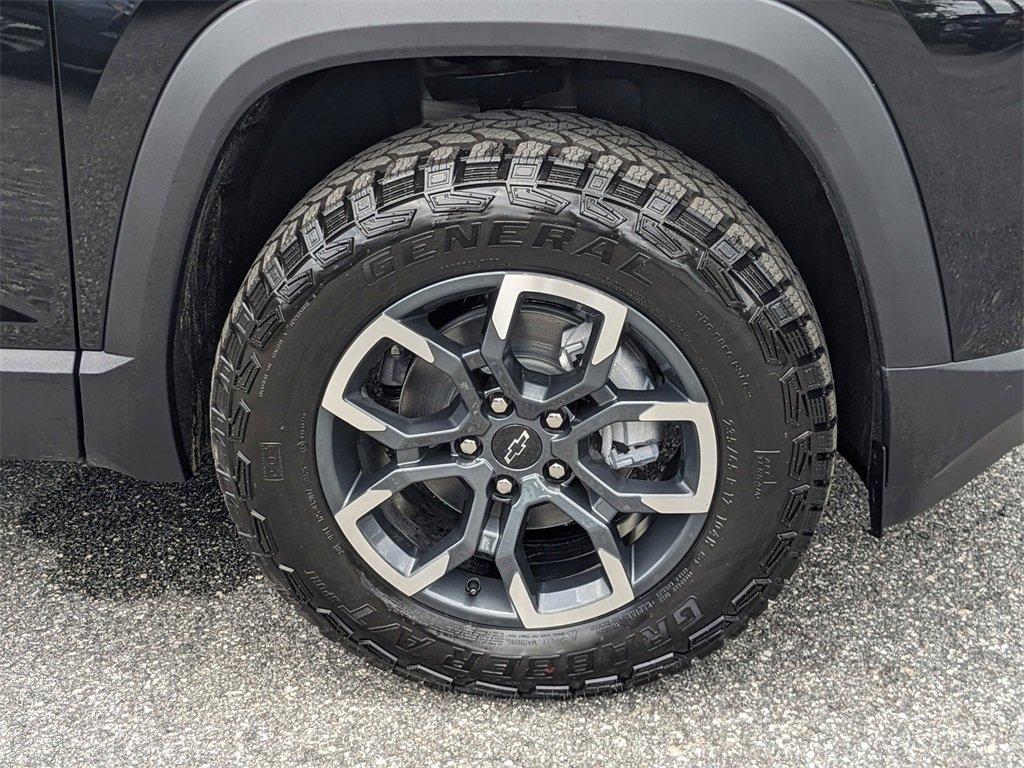 new 2026 Chevrolet Equinox car, priced at $37,590