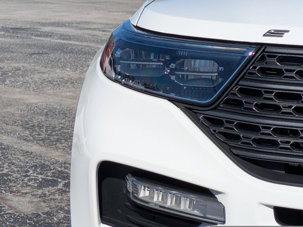 used 2022 Ford Explorer car, priced at $19,495