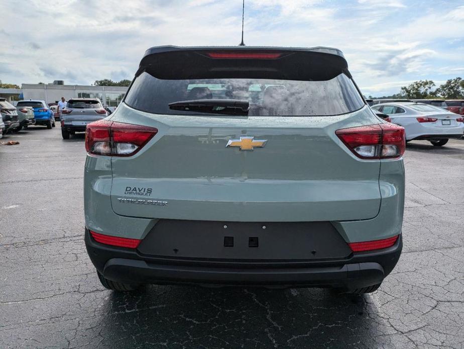 new 2025 Chevrolet TrailBlazer car, priced at $24,680