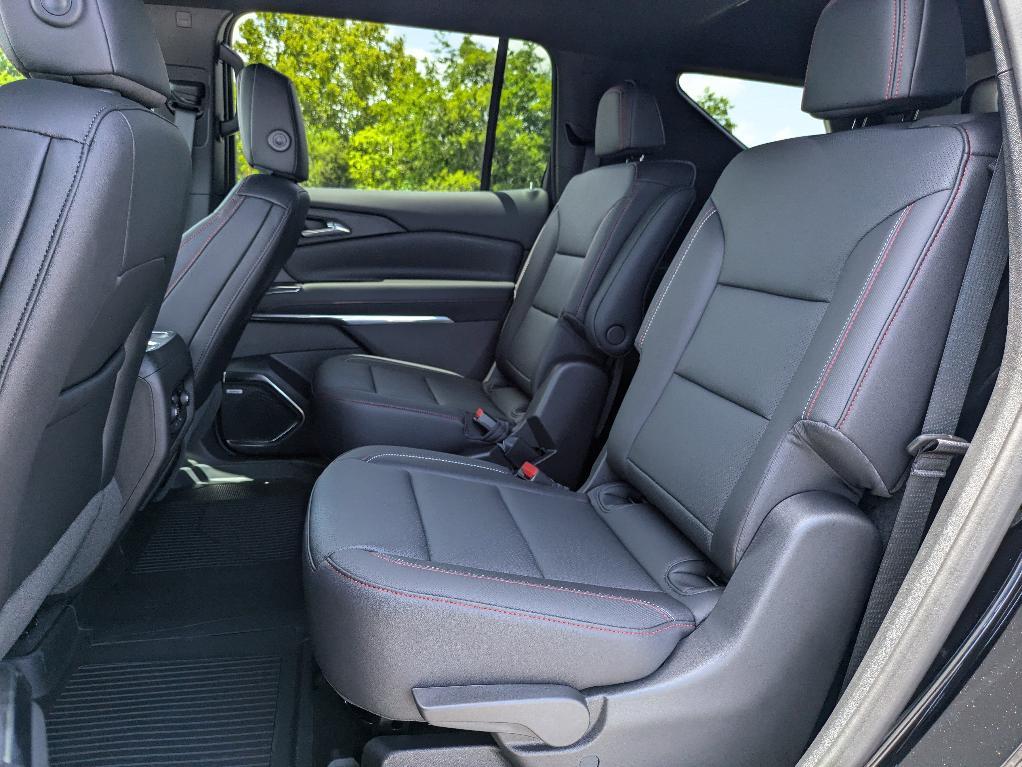 new 2025 Chevrolet Traverse car, priced at $55,245