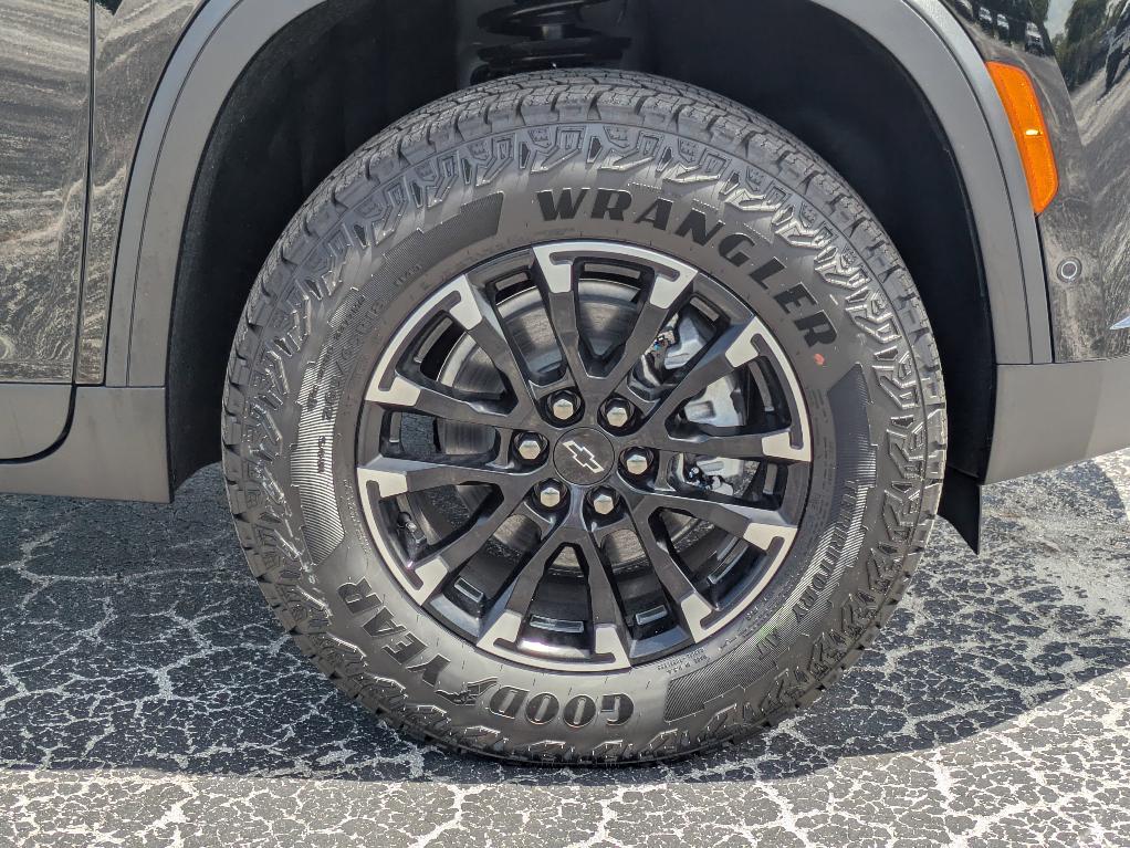 new 2025 Chevrolet Traverse car, priced at $55,245