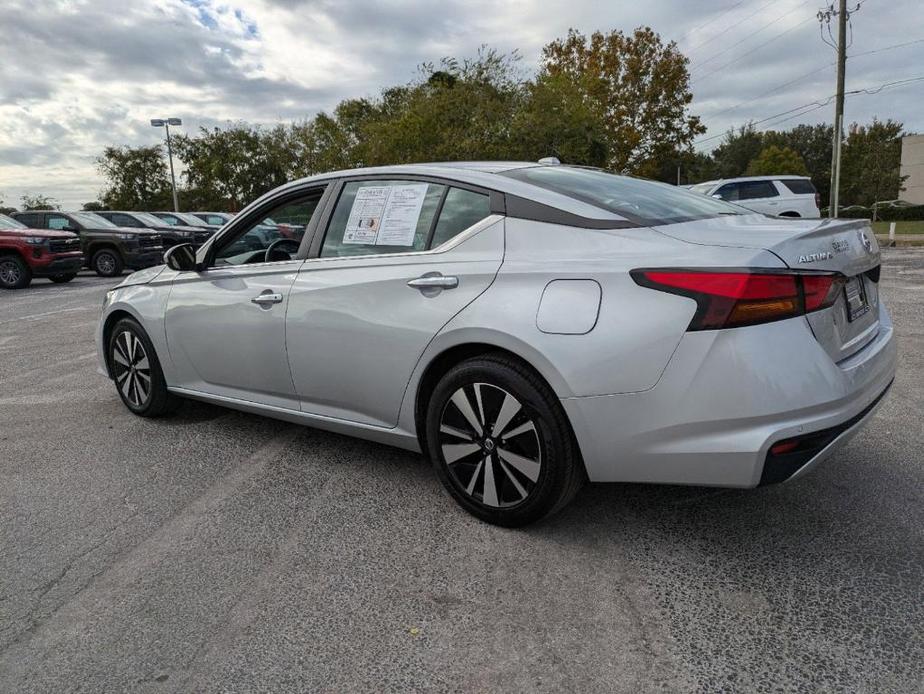 used 2022 Nissan Altima car, priced at $19,385