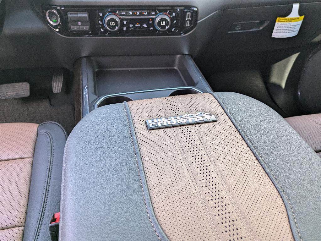 new 2025 Chevrolet Silverado 2500 car, priced at $87,595