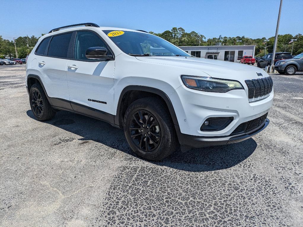 used 2023 Jeep Cherokee car, priced at $23,790