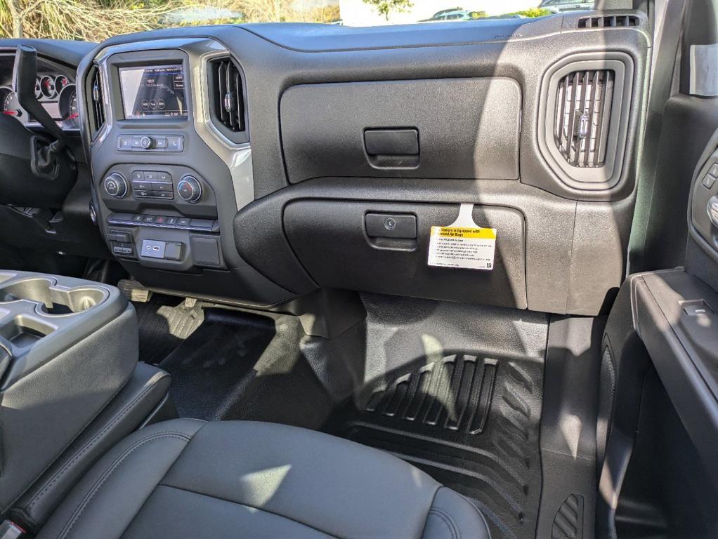 new 2025 Chevrolet Silverado 2500 car, priced at $45,520