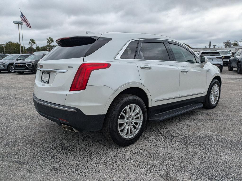 used 2017 Cadillac XT5 car, priced at $14,999