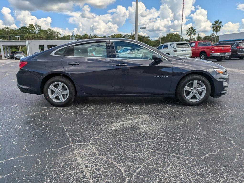 new 2025 Chevrolet Malibu car, priced at $26,495