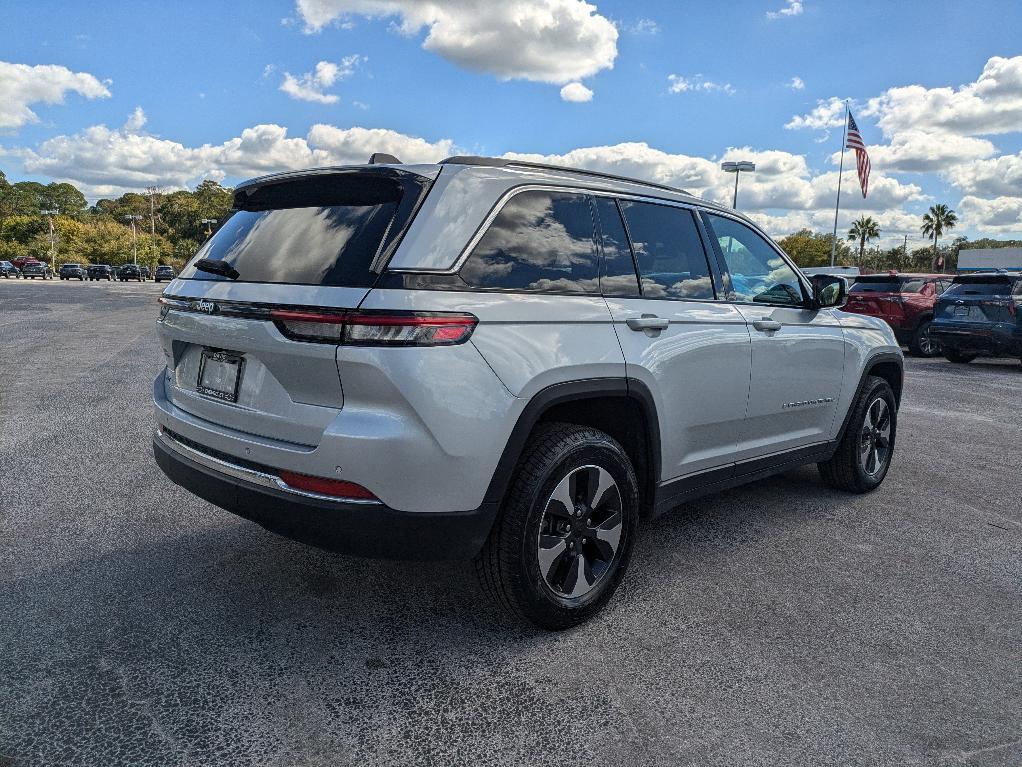 used 2024 Jeep Grand Cherokee 4xe car, priced at $27,495