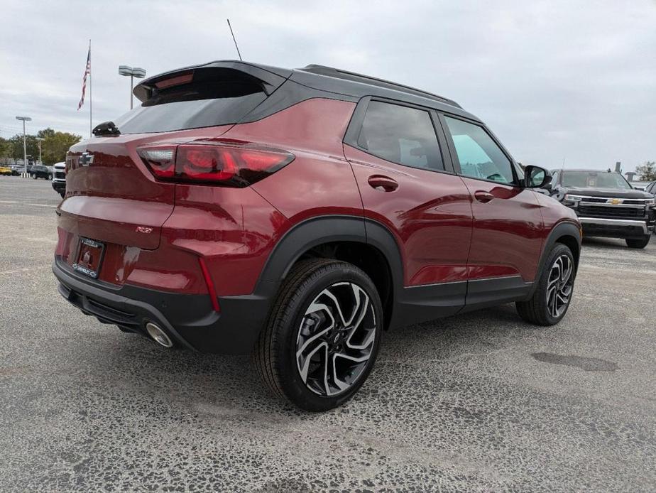 new 2025 Chevrolet TrailBlazer car, priced at $28,890