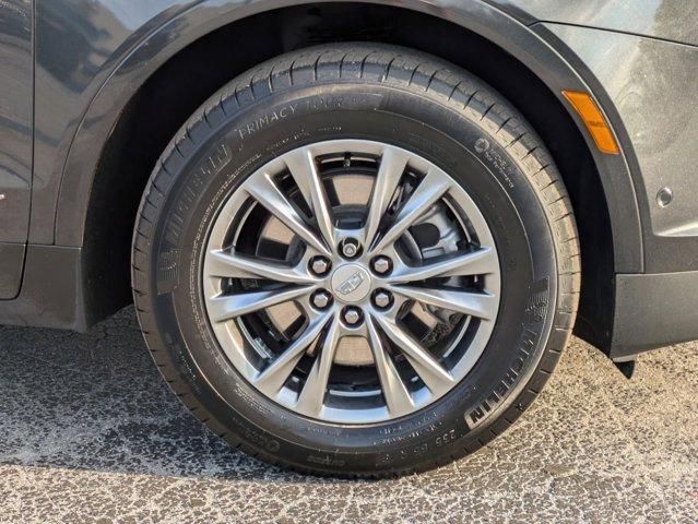 used 2021 Cadillac XT5 car, priced at $27,505