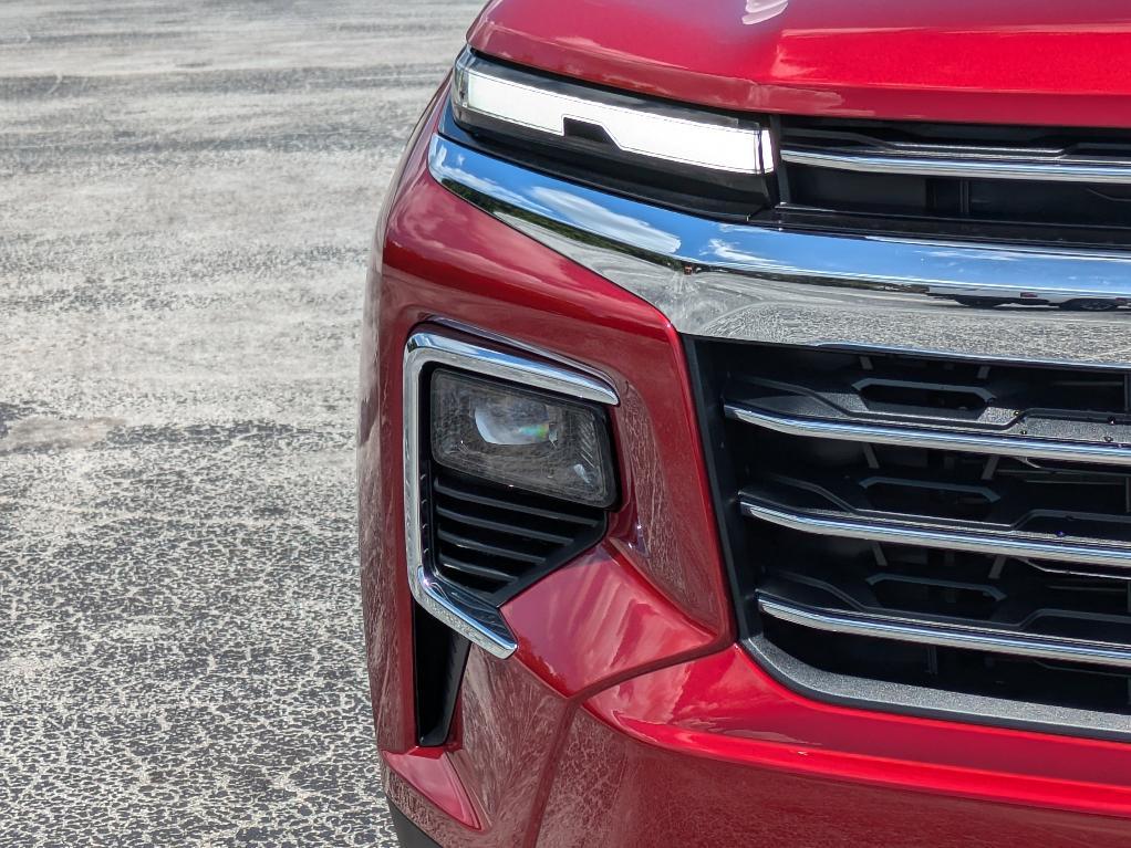 new 2025 Chevrolet Traverse car, priced at $42,055