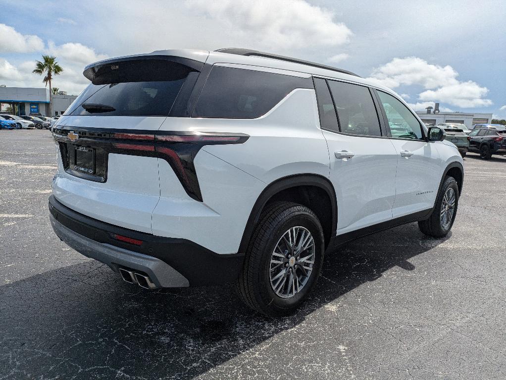 new 2026 Chevrolet Traverse car, priced at $43,644