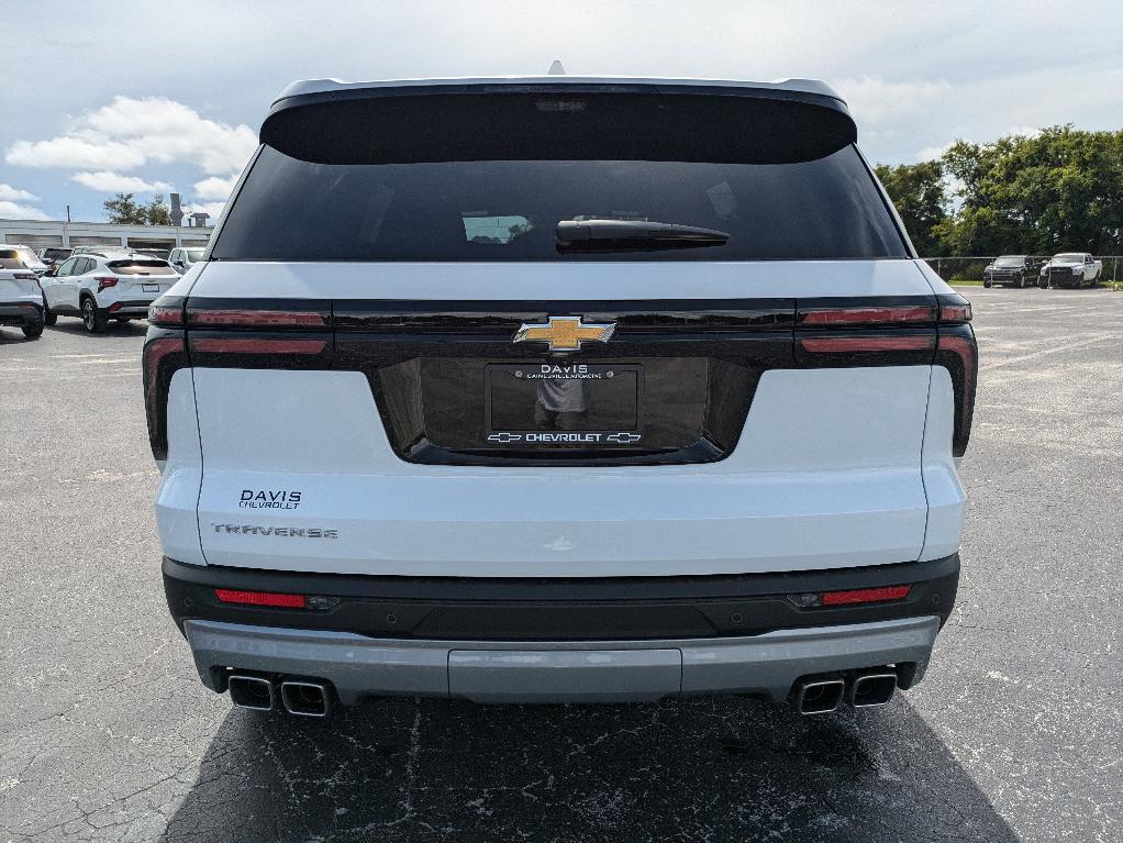 new 2026 Chevrolet Traverse car, priced at $43,644