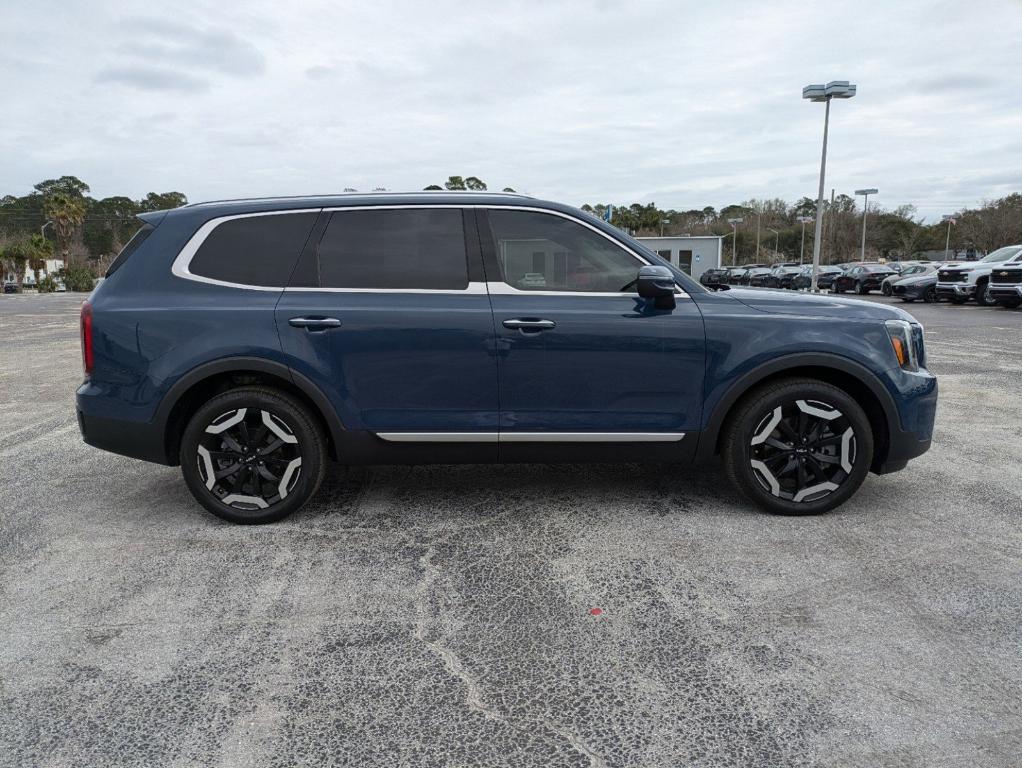 used 2023 Kia Telluride car, priced at $35,500