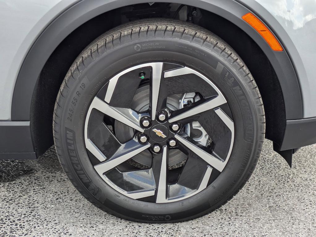 new 2026 Chevrolet Equinox EV car, priced at $34,890